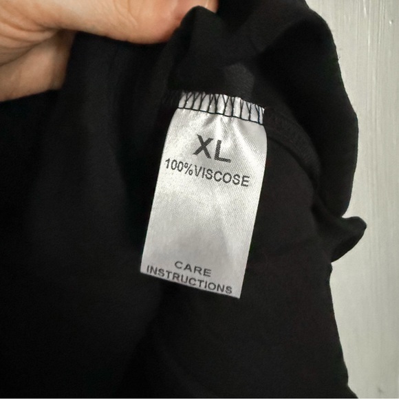 NWOT Pink Lily Smocked Tank Top - Picture 5 of 6